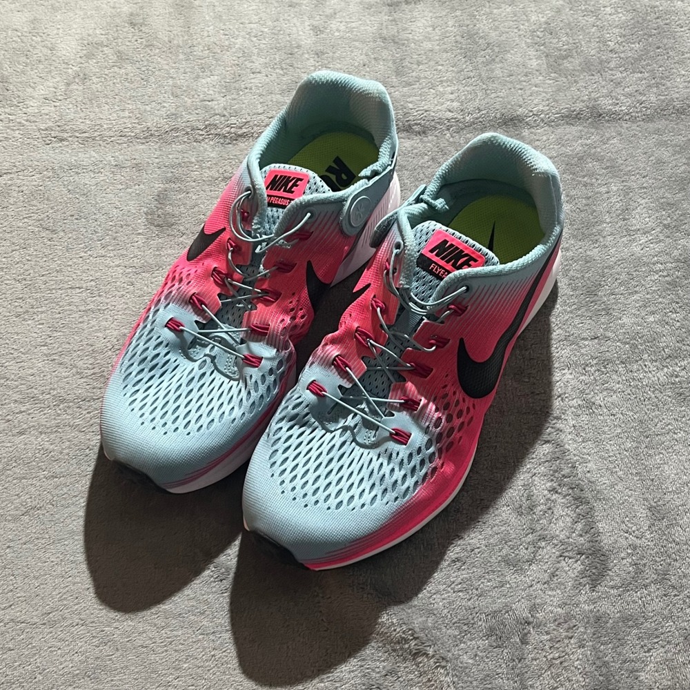 Nike Air Zoom Pegasus 34 FlyEase Womens 10 Blue Pink Running Shoes 904677-406